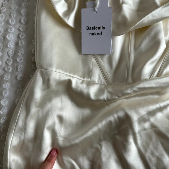 Reformation Eisa Bridal Silk Maxi Dress Sz 4 in Ivory Asymmetric One Shoulder - Picture 3 of 10